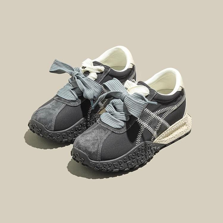 Small Thick-soled Inner Height-increasing Moral Training Shoes for Women's 2025 Spring New Fashionable Versatile Forrest Gump Shoes Casual Sports Shoe