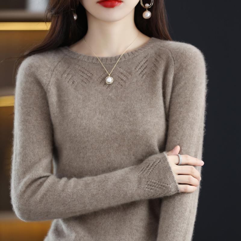 

Свитер с круглым вырезом и рукавами на плечах. Женский осенне-зимний свободный ажурный свитер. Модный и универсальный вязаный свитер. XL хаки