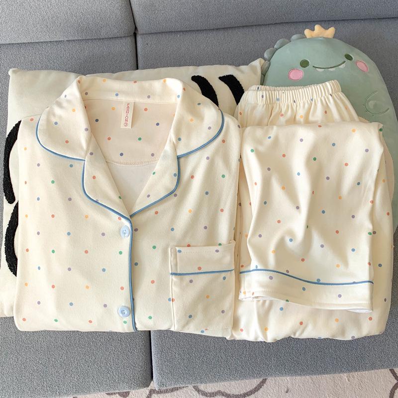 Dámské sametové pyžamo Hello Kitty - Korálový fleece, Hřejivé, S dlouhým rukávem, pro Podzim/Zimu na Doma.