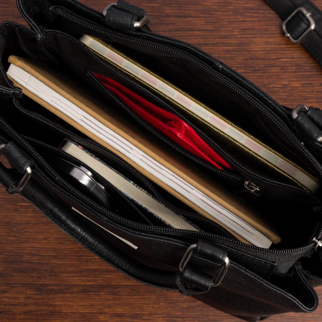 Torebka damska skórzana kuferek torba na ramię pojemna skóra naturalna czarna Beltimore N29