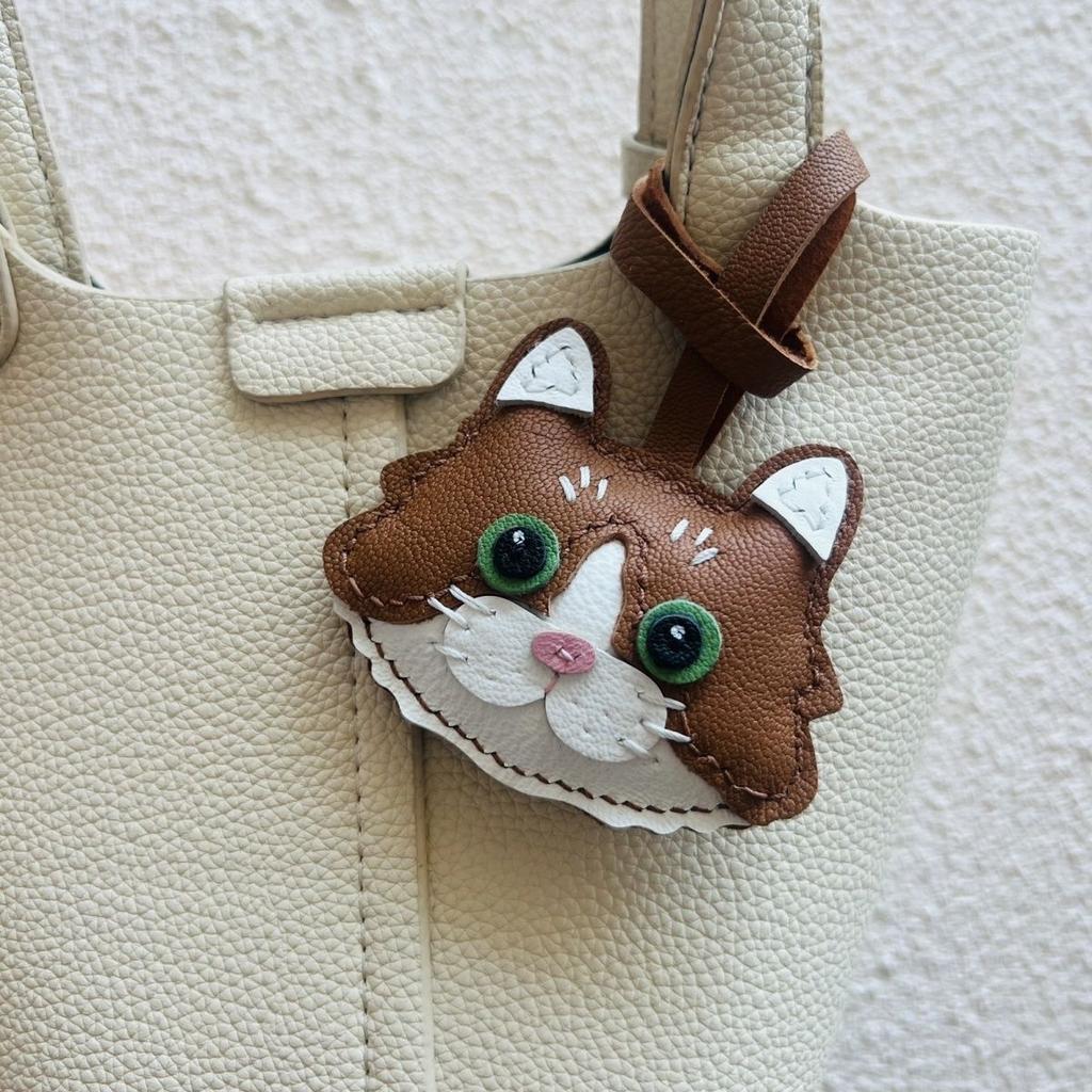 Handmade Genuine Leather Cat Keychain I Cute Kitty 3D Carved Keyring for Women/Men I Multi-Styles Animal Jewelry Gift