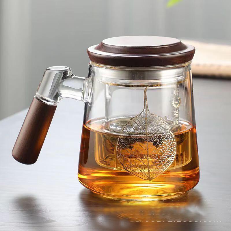 CH Thickened Walnut Wood Glass Tea Infuser Cup