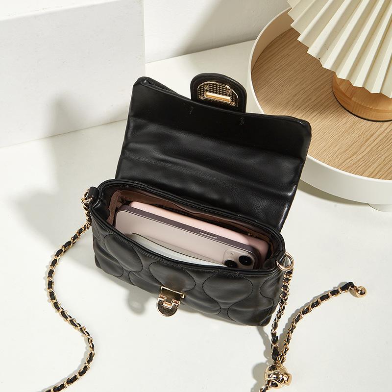 Fashion Trend New Women'S Bag Versatile Solid Color Rhombus Small Square Bag Small Gold Ball Chain Underarm Bag One Shoulder Crossbody Bag