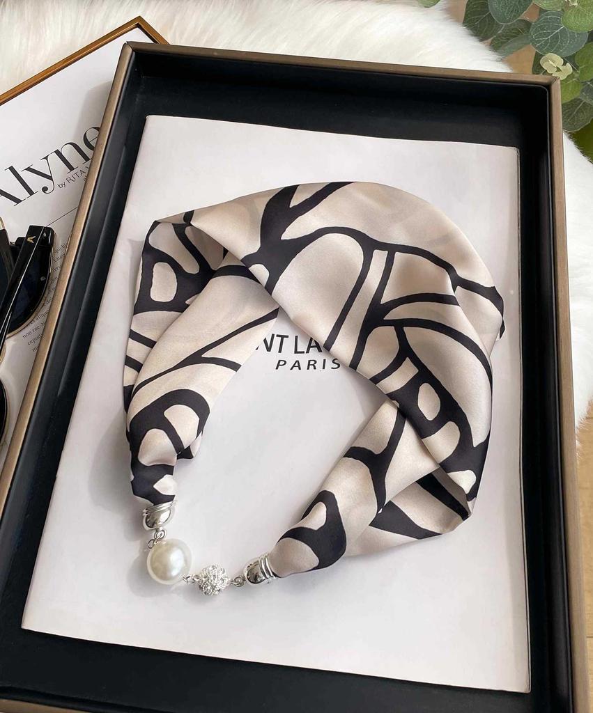 Magnetic Buckle Silk Scarf Headband Internet Celebrity New Magnetic Buckle Bracelet Small Long Women's Summer Casual Necklace Diamond Neck Band