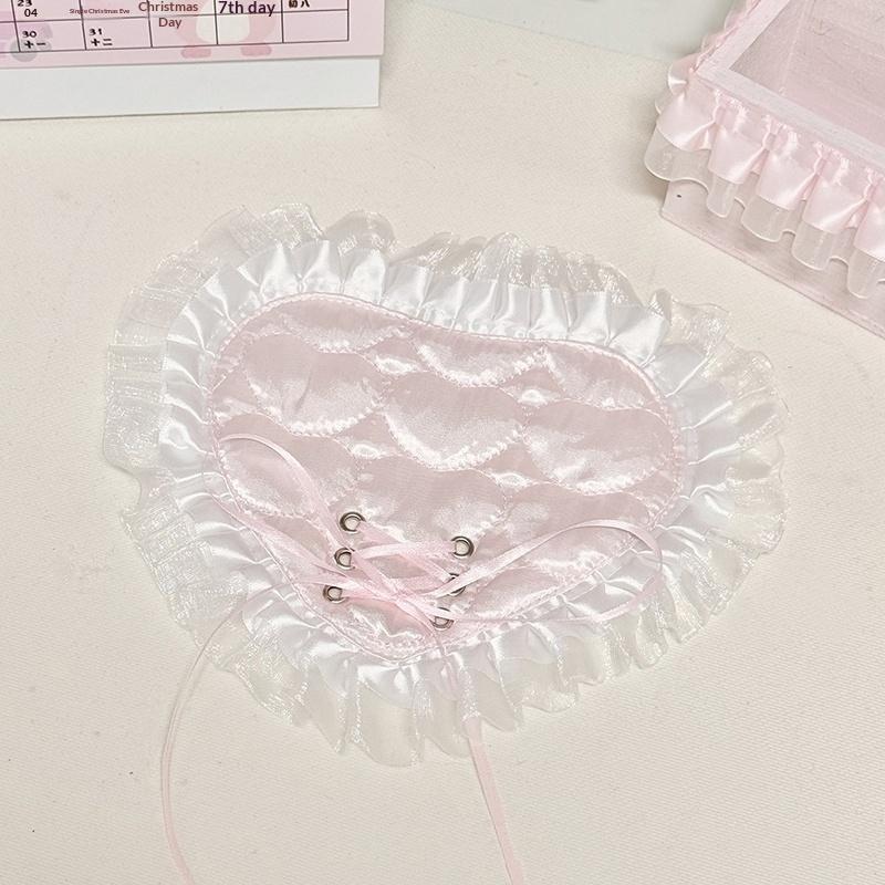 Heart Shaped Lace Coasters Non-Slip Insulated Cotton Drink Mats Cute Decor for Coffee Bar Housewarming Gift for Women