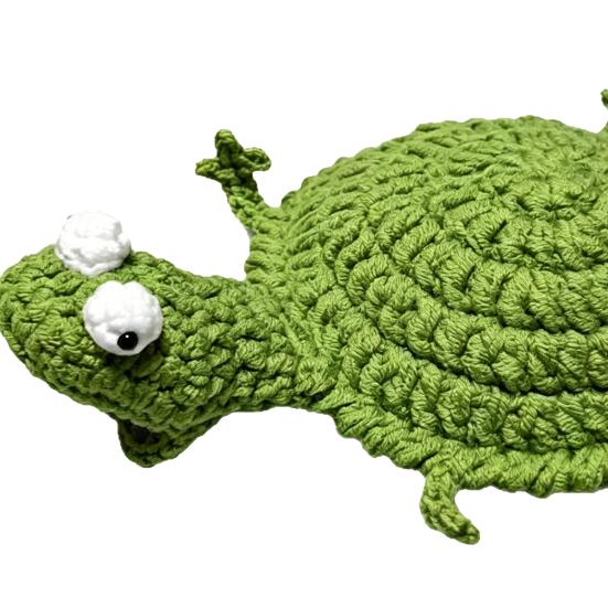 Crochet Lizard Coaster, Funny Handmade Animal Cup Mat, 3D Knitted Drink Coaster for Desk, Cute Heat Resistant Table Protector