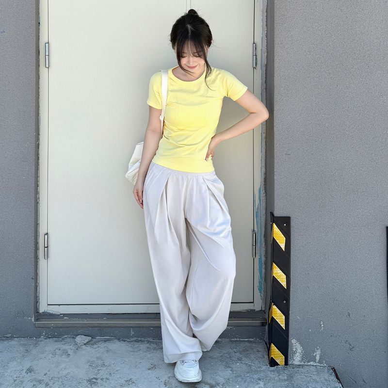 Spring and Summer New Seamless Stretch Yoga T-shirt Slim Fit Quick-Drying Sports Short Sleeve Women Running Outdoor Breathable Fitness Top