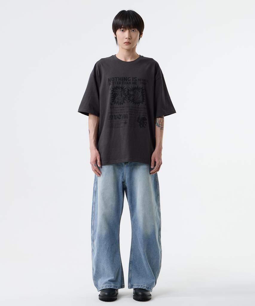 Nasttingijeubeleoldaenmi Retro Graphic Tee_Charcoal