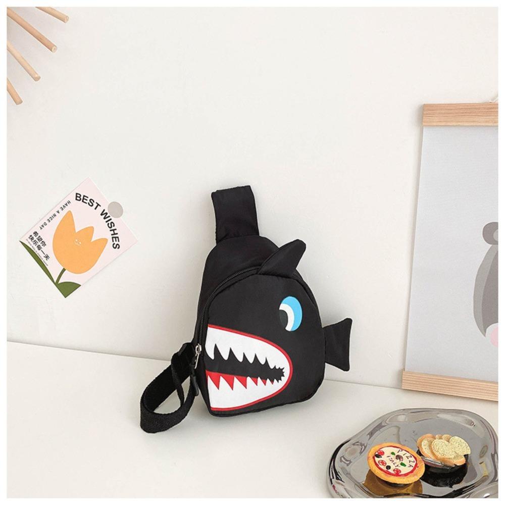 Canvas Shark Pattern Chest Bag Zipper Pack for Sports Workout Fashion Crossbody Chest Bag