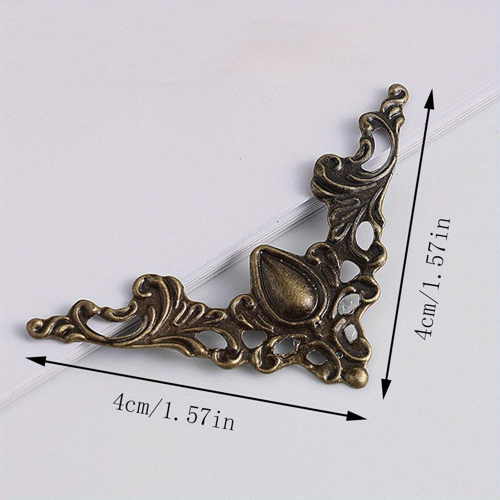 10 buc Colțare Decor Stil Retro Pentru Cărți Scrapbooking Albume Foto Meniuri Protecții Colț Metalic Decorațiune Ornament DIY Meșteșuguri