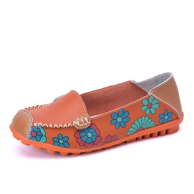 Spring/Summer Women's Slip-On Flat Moccasins: Printed Single Shoes for Mothers