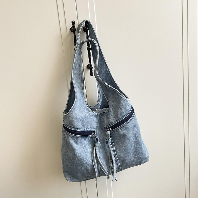 Casual large-capacity denim bag women's 2025 autumn new lightweight shoulder bag commuter tote bag