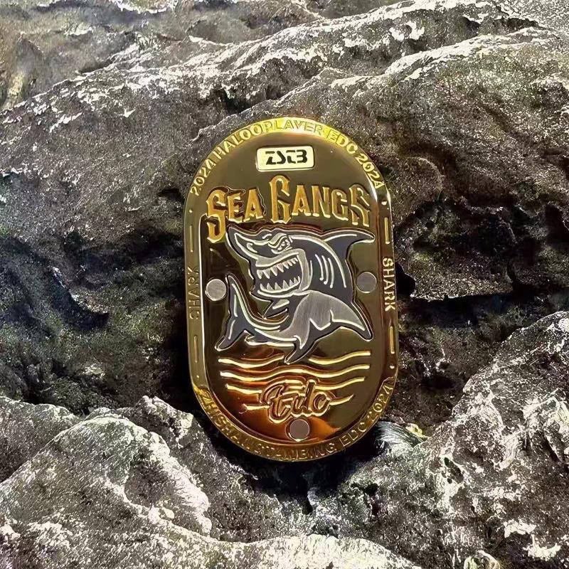 Sea Shark Edc Push Card Mechanical