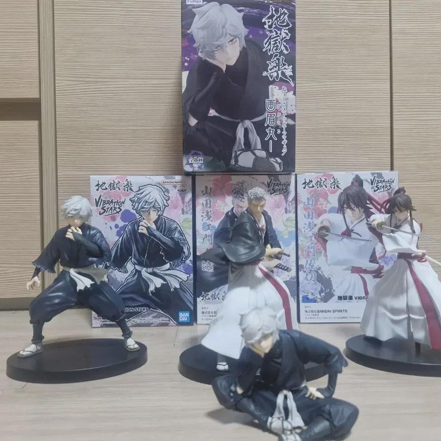 

Jigokuraku Shion, Sagiri, And Kabimaru Figures Sell