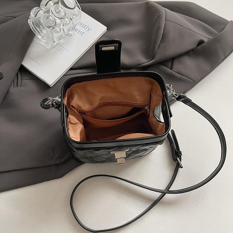 New Chain Handbag Women's Leather Shoulder Bag Fashionable Versatile Messenger Bag