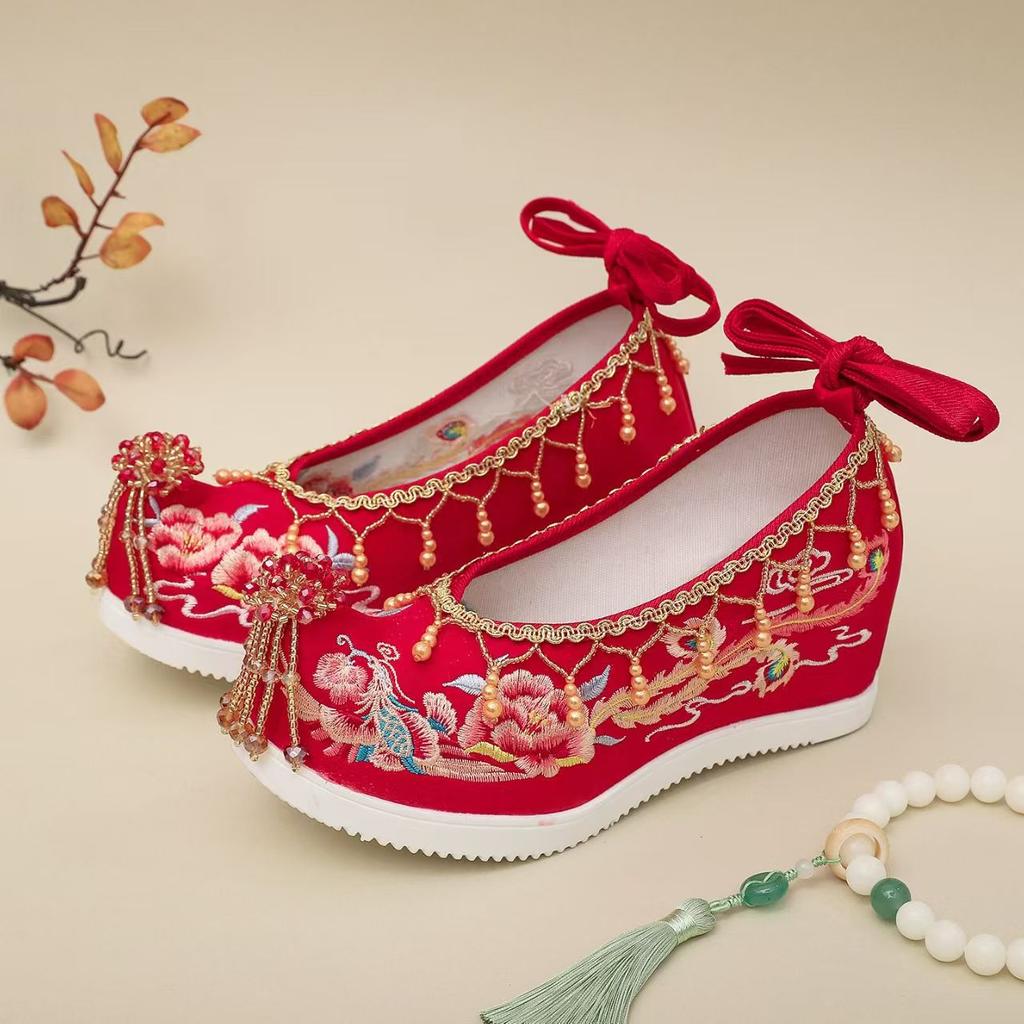Woman's Chinese Traditional Wedges Embroidered Shoe Soft Sole Non Slip Ankle Strap String Bead Tassel Hanfu Shoe Wedding Shoes