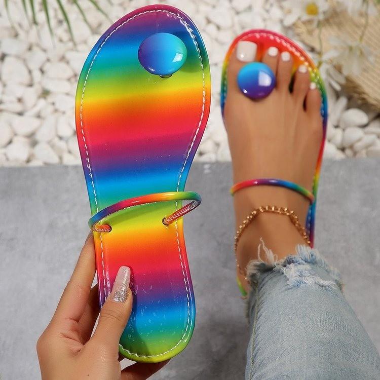 Large size outer wear cover toe flat bottom slippers women's retro lightweight beach sandals wish