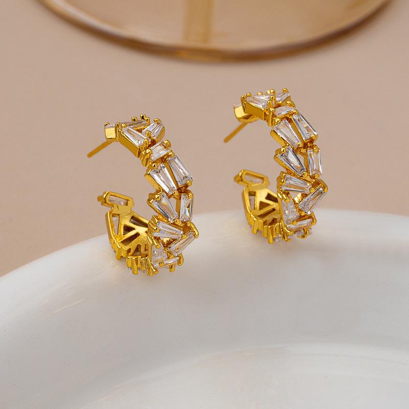Wheat Ear C-type Zircon Earrings Women's Niche Design High-end Temperament Stud Earrings New Unique Light Luxury Earrings Autumn and Winter