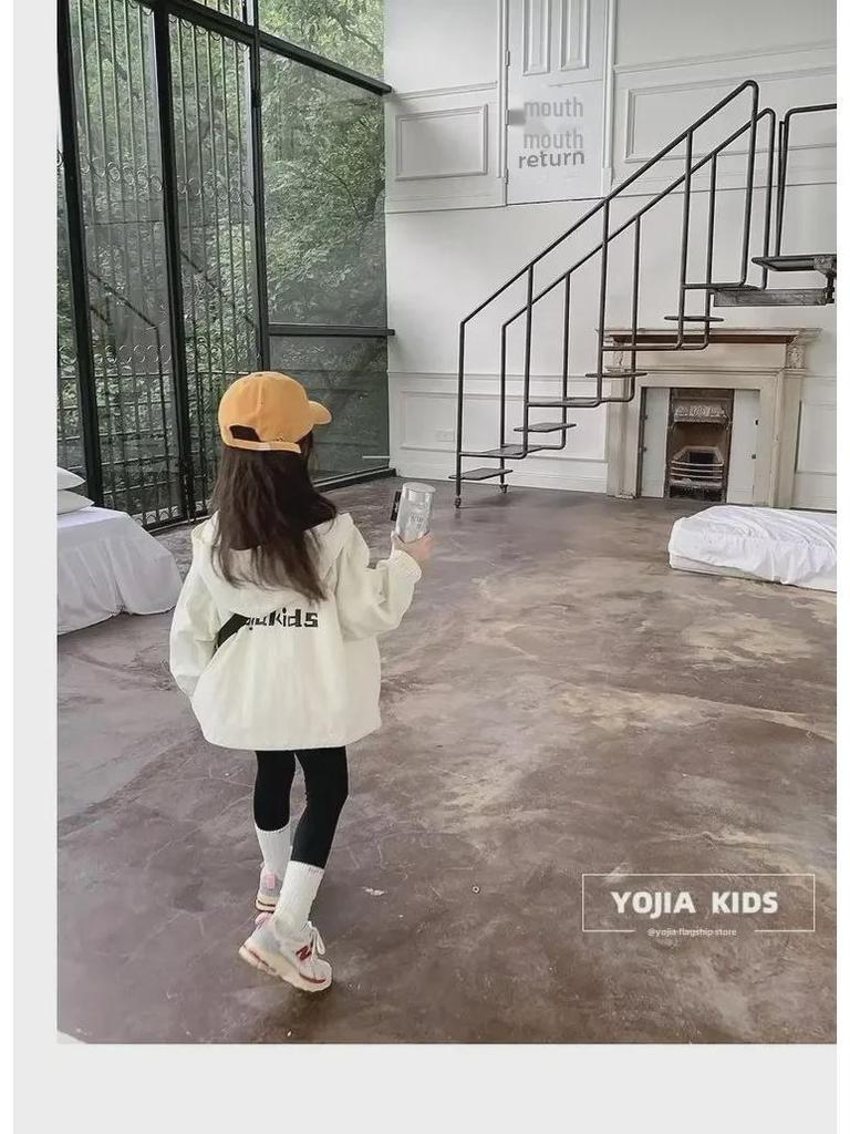 Stylish Hooded Windbreaker for Girls - Color Block Autumn/Winter Jacket for Kids