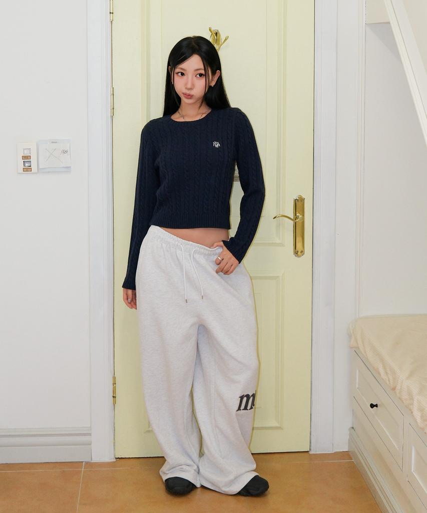 MUAHMUAH Embroidered Cable Round Knit [Navy]
