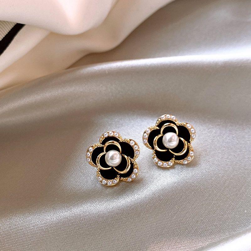 

Light Luxury Temperament Stud Earrings Trendy Women s Sterling Silver Camellia Pearl Black Pearl Camellia Flower