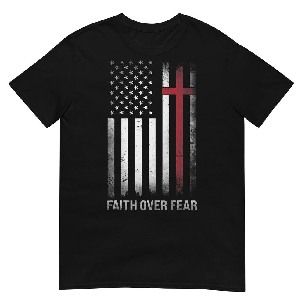 Христианская США Флаг США Американский Христианская Вера Превыше Страха Крест Футболка 4XL