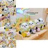 Sleutelhanger met panda-hoofddoek en pluche design, modieus voor kinderen en verzamelaars.