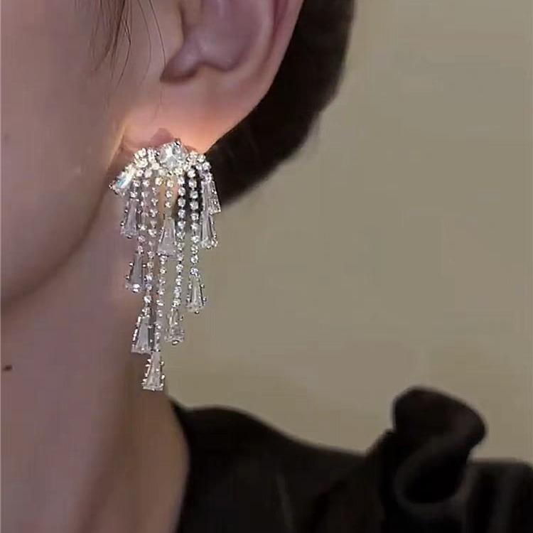 Shiny Cubic Zirconia Star Tassel Earrings - Silver Needle Luxury Fashion for Women