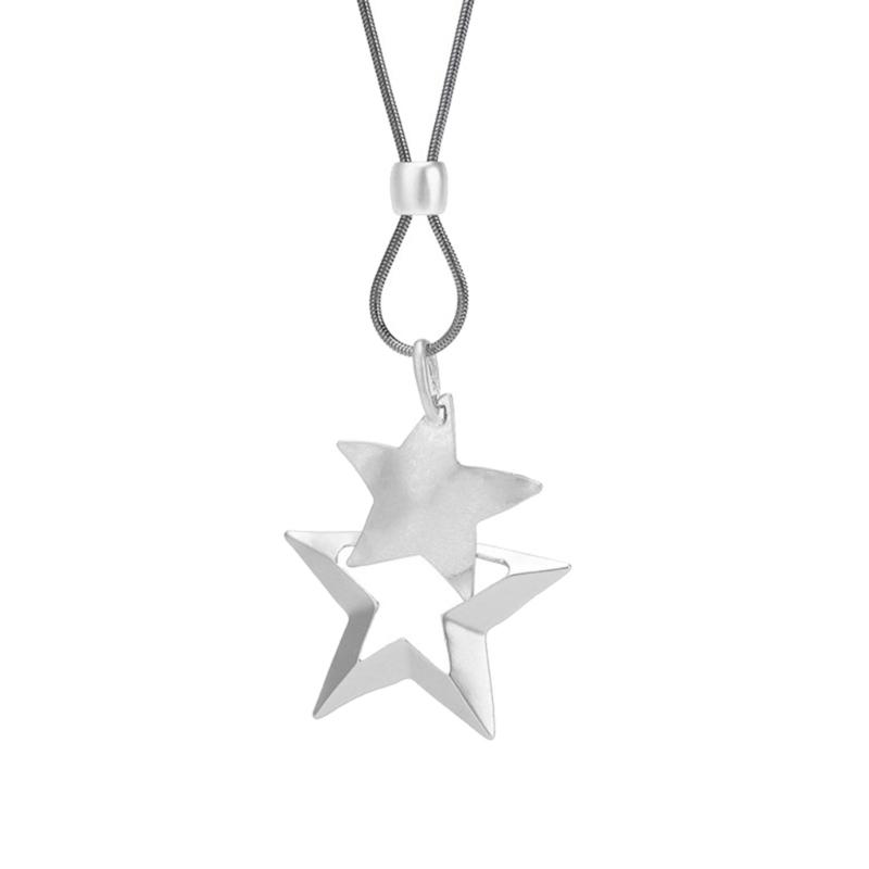 Fashion Trend Light Luxury Niche Sense Collarbone Chain Temperament Simple Cold Wind Five-pointed Star Hollow Necklace