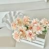Decorațiuni pentru casă – Flori decorative şi coroane de flori