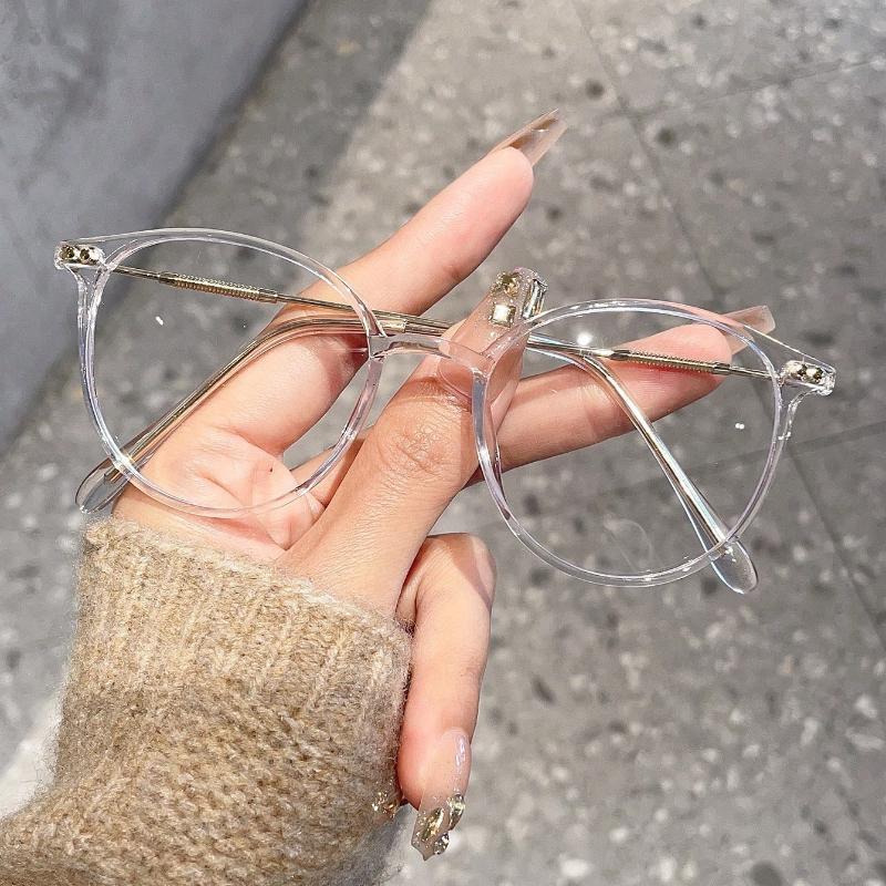 1 Piece of Ladies' Round Daily Versatile Color Changing Simple and Fashionable Glasses Suitable for Commuting To School