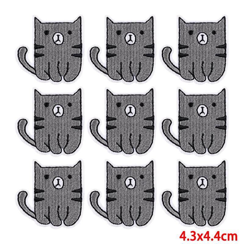 10 Pcs/lot Wholesale Embroidery Patch Iron On Patches For Clothing Patches On Clothes Jackets Decor Applique Sew Supplies
