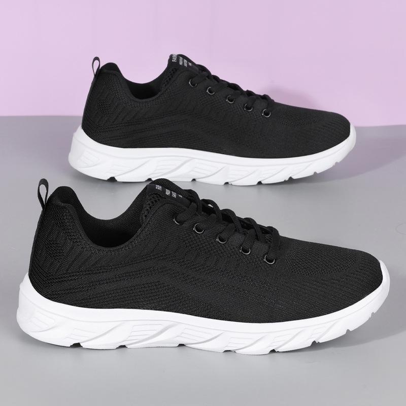 New sports and leisure summer men's breathable hollow comfortable mesh fly-woven running shoes travel men's shoes