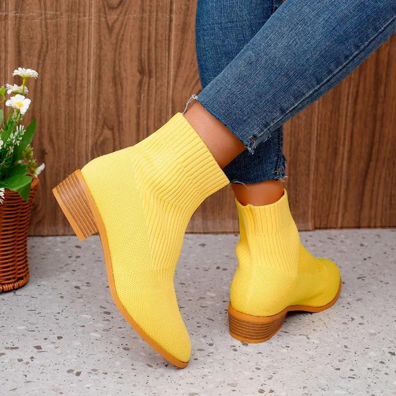 Modische Herbst-Stiefeletten für Damen mit spitzer Zehenpartie und Blockabsatz – neue Slip-on-Schuhe mit Absatz für Damen, ideal für Outdoor, Freizeit und festliche Anlässe. Stretch-Stiefeletten