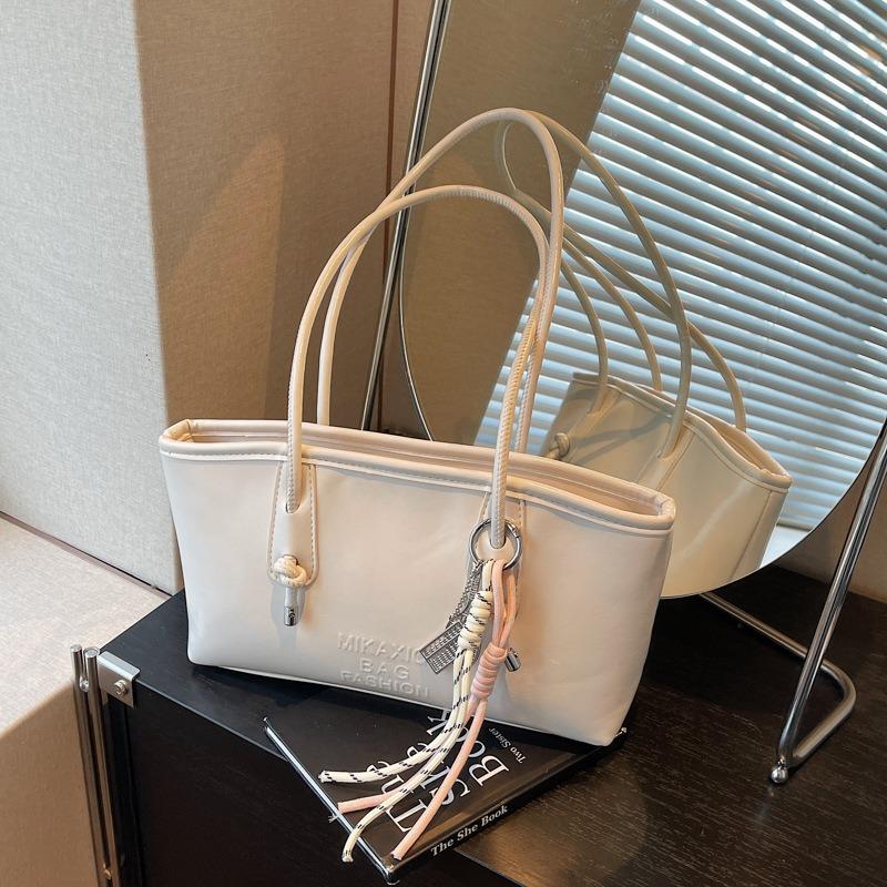 Premium Texture Large-capacity Bag Women's New Fashion Commuter Shoulder Bag Versatile Portable Tote Bag