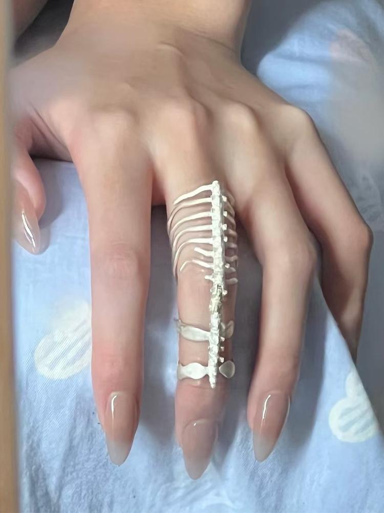 New Spine Bone Ring New Gothic Style Men's And Women's Jewelry Party Gift
