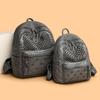 Rucsac Decorat cu Nituri Rucsac la Modă Stil Punk pentru Femei Utilizare Zilnică Casual Rucsac Ușor Detaliu cu Șuruburi pentru Naveta Zilnică Școală și Călătorii