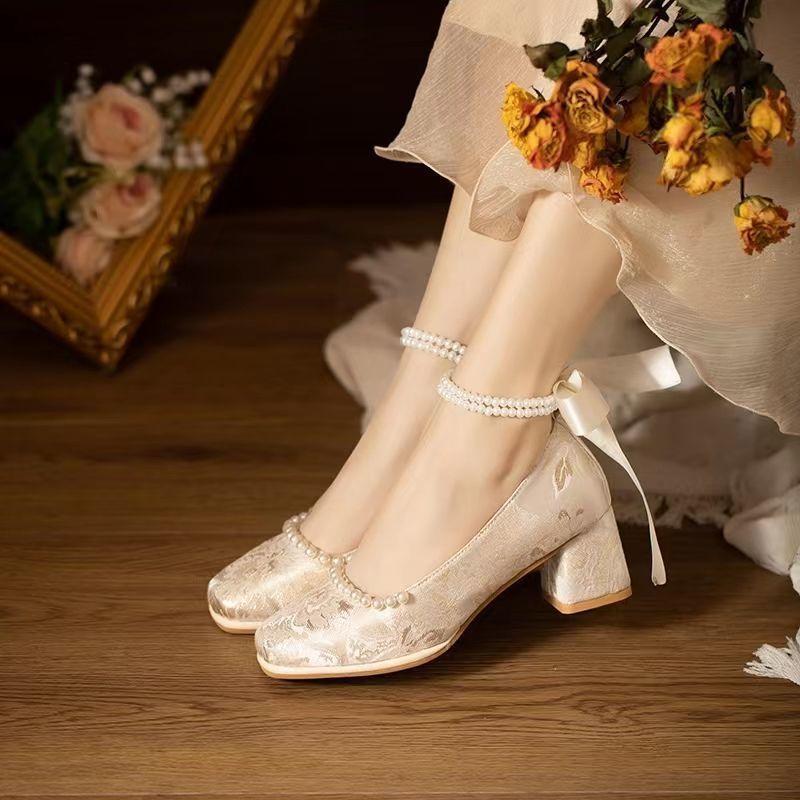 Spring and summer women's single shoes thick heel Republic of China style shoes with cheongsam versatile temperament ancient Hanfu wedding bridesmaids