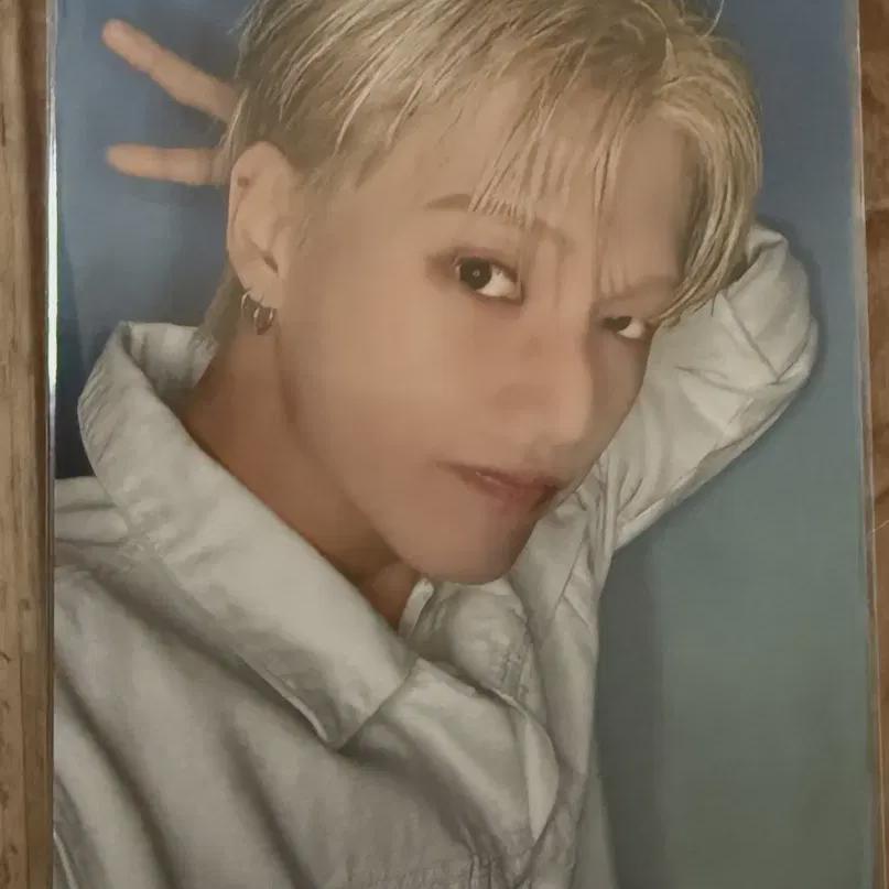 

ATEEZ Пеком В Уён Селл