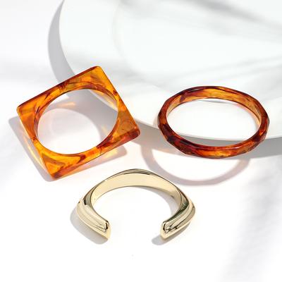 3pcs Amber Gold Color Acrylic Square Round Cuff Bracelets Bangle for Women Punk Resin Irregular Geometric Stack Jewelry Set Gift