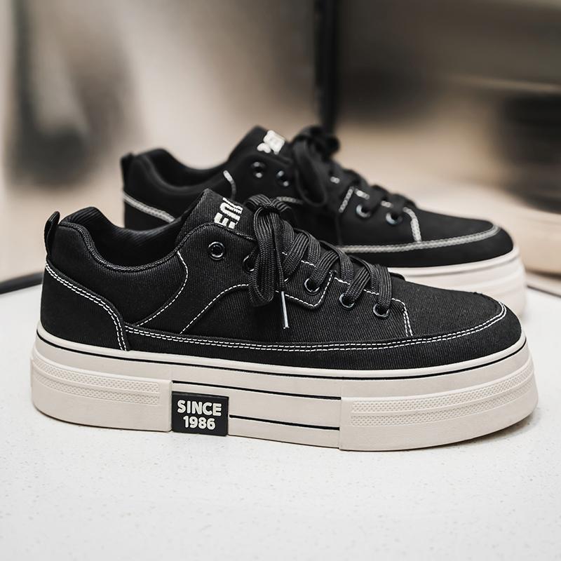 Thick Soled Invisible 10cm Canvas Shoes for Men's Autumn New Breathable Sports and Leisure Versatile Board   Shoes for Men