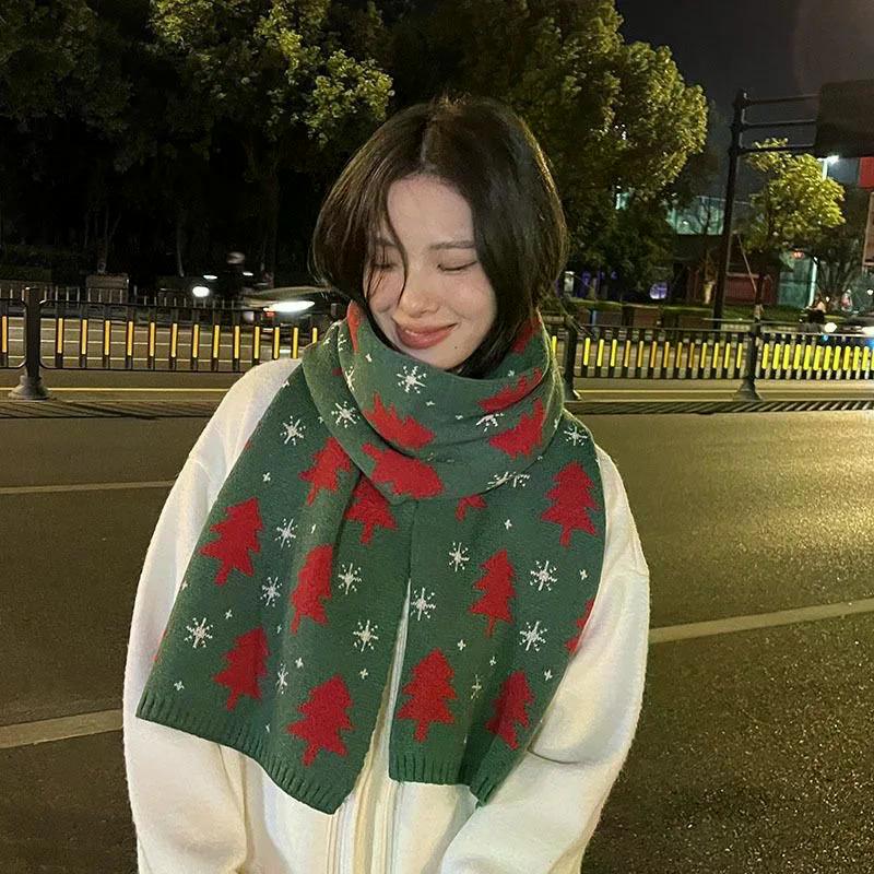 Christmas Tree Red Knitted Scarf Versatile Women's Match Christmas Gifts Autumn Winter Warm Neck Protection Scarf Green Scarf