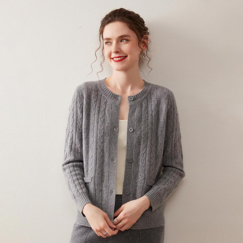Women's Cashmere Round Neck Pullover - Loose Long Sleeve Knit for Autumn & Winter