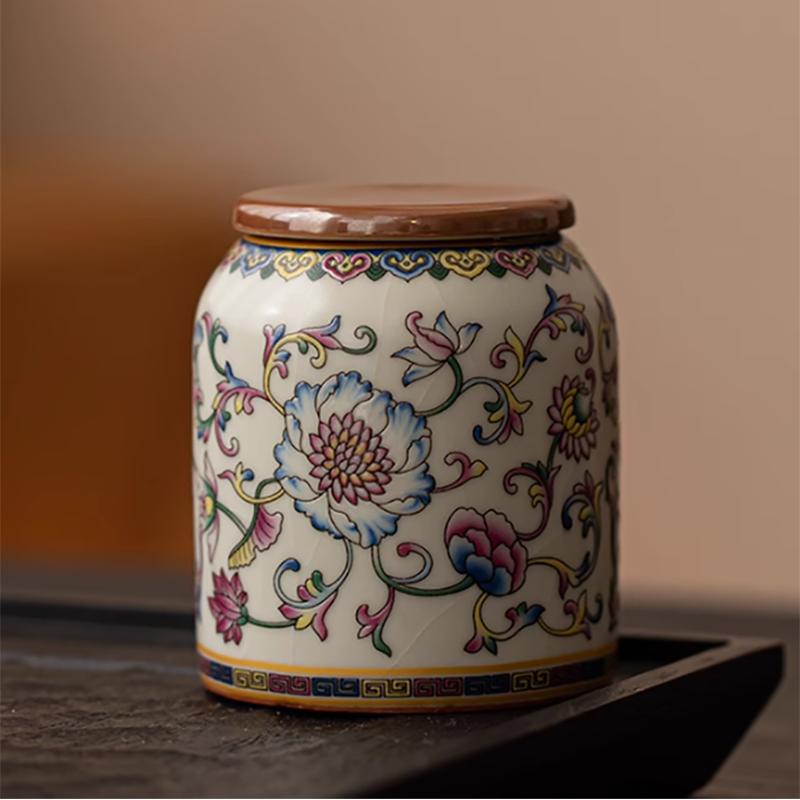 European Style Ceramic Tea Leaf Jar Small Portable Sealed Box Exquisite Ceramic Candy Nut Coffee Bean Storage Jar Home Ornament
