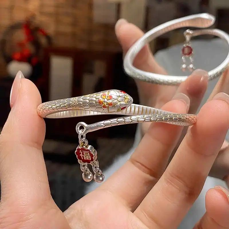 Peach Blossom Spirit Snake Bracelet Fashion Women's Snake Bracelet Snake Natal Bracelet