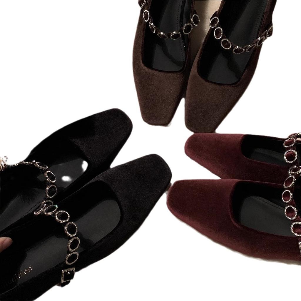 2025 Frühling neue französische lässige eckige Zehenpartie flacher Ausschnitt hohe Absätze Ein-Wort-Diamantgürtel niedriger Absatz Wildleder Mary Jane Einzel-Schuhe