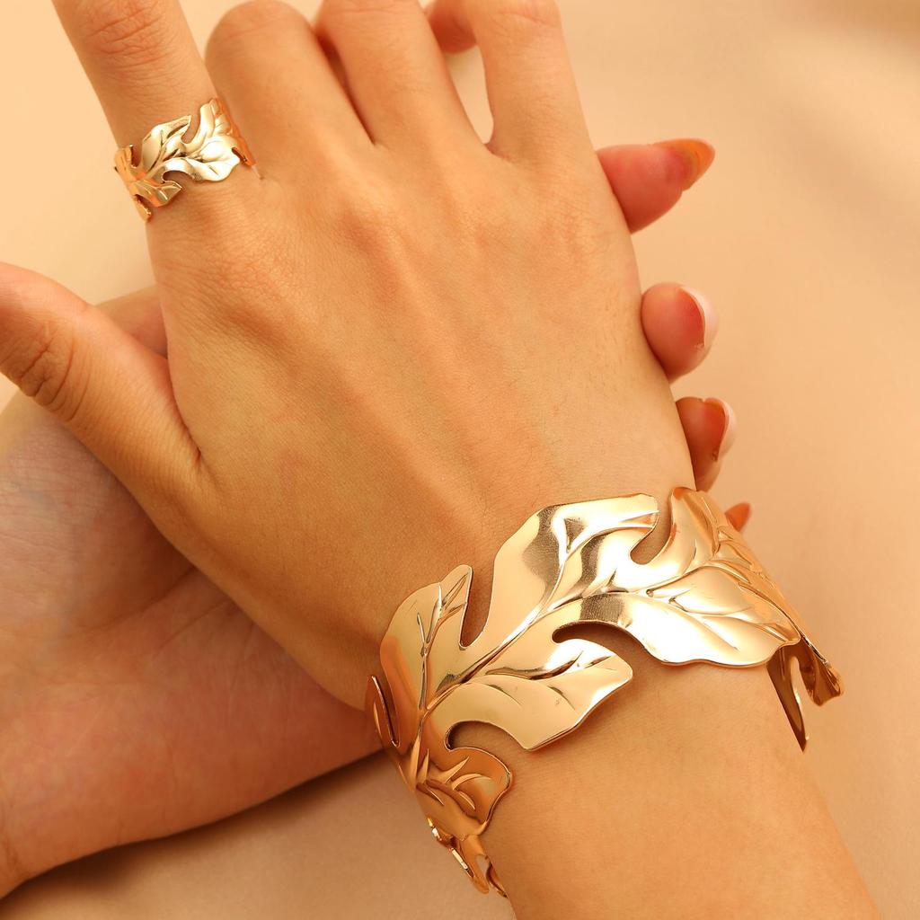Bold Leopard Print Geometric Bangle & Ring Set - Adjustable Hand Jewelry for Women