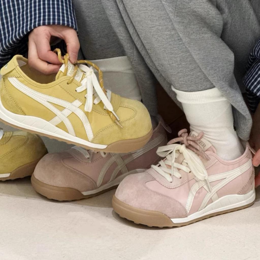 Leather heightening women's spring and summer new super soft flat-bottomed versatile sports and leisure shoes