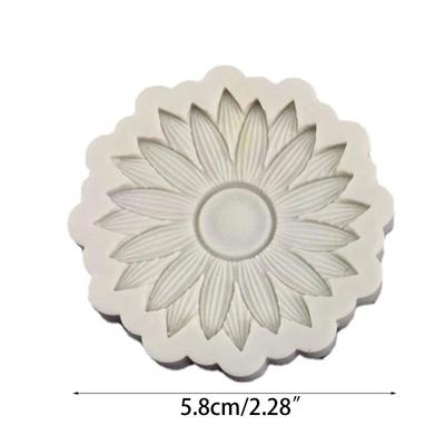 3D Sunflower Shape Chocolate Molds Candle Molds Soap Molds Silicone Material Baking Accessories Baking Gadget for Baking