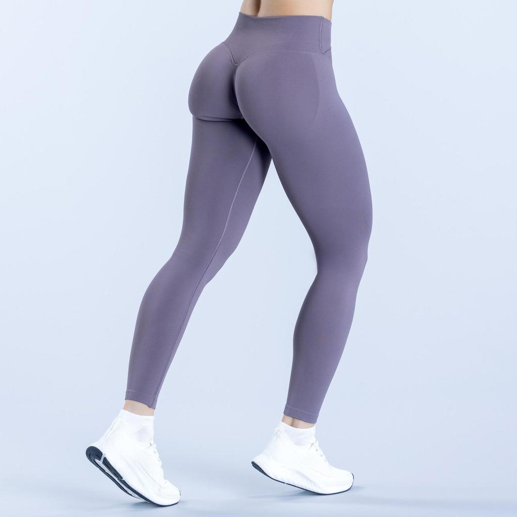 European & American Quick-Dry Yoga Pants: Seamless, Hip-Lifting, Tight-Fit, Cross-Waist for Running & Fitness Activities